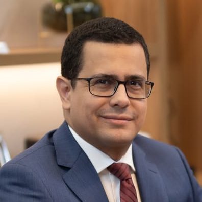 Dr. Alex Lacerda